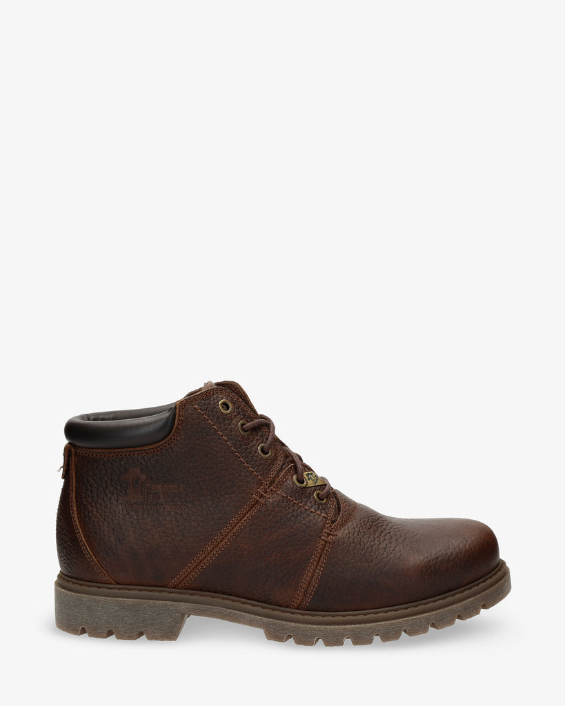 Fargo botines de piel con forro interior de piel. humo