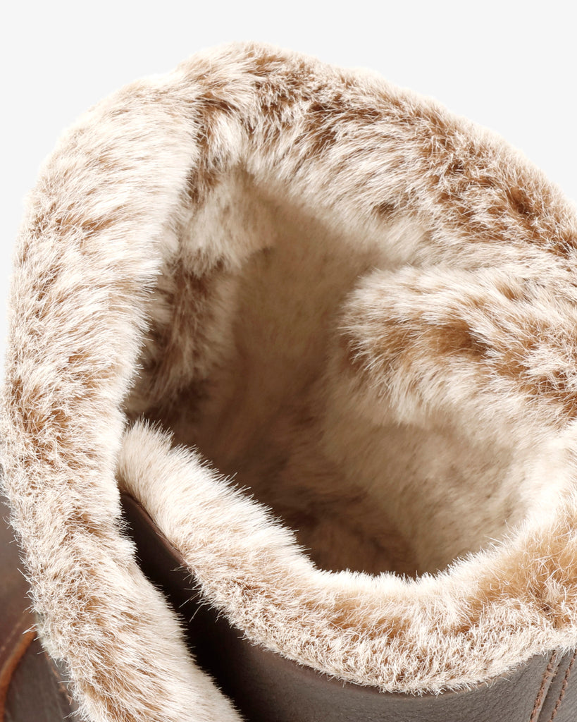 Felia botas de piel con forro interior de pelo. castaño