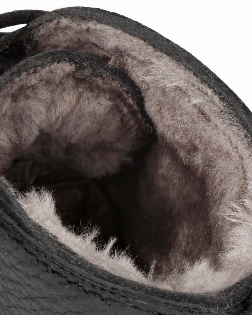Gareth Igloo botín de piel con forro interior de pelo natural. negro
