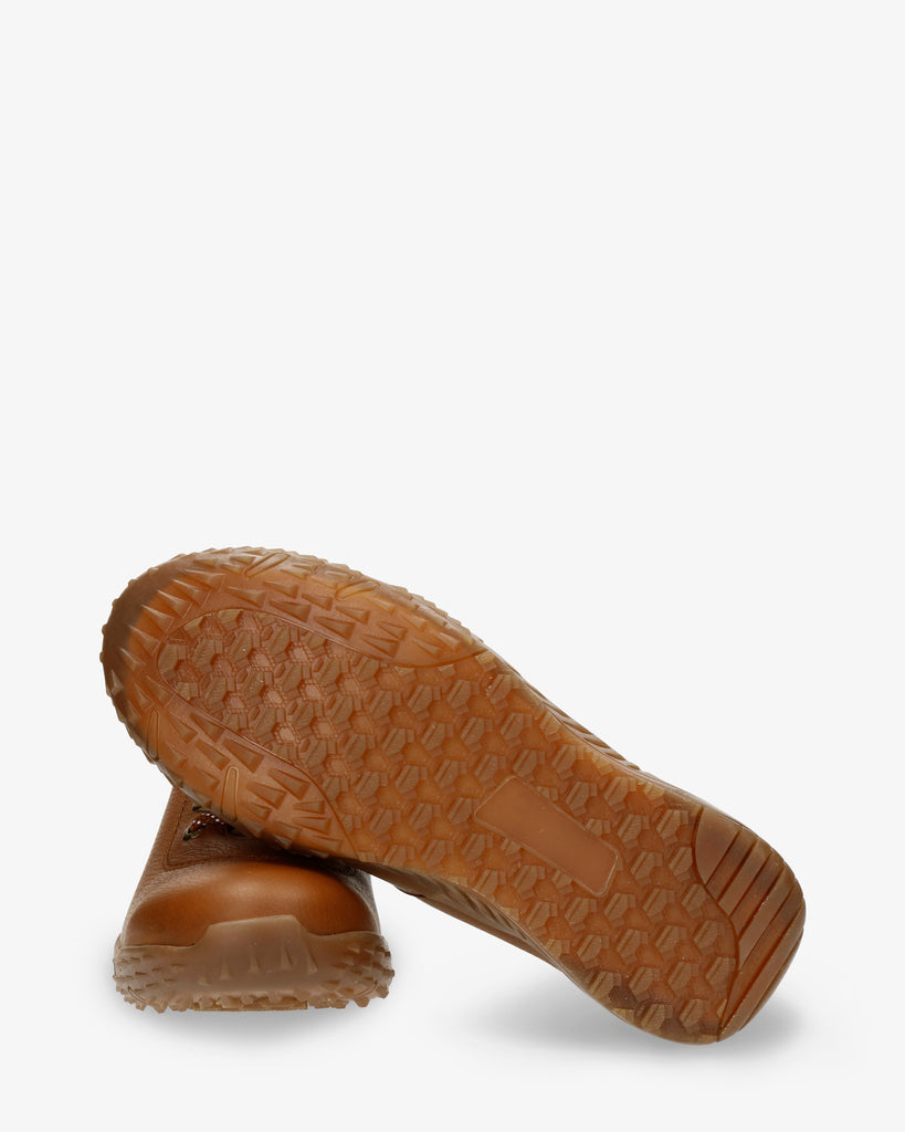 Newton botines de piel con forro interior de piel. cuero