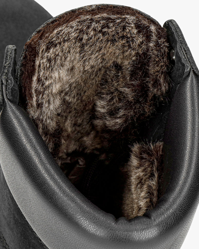 Panama 03 botas de piel con forro interior de pelo. negro