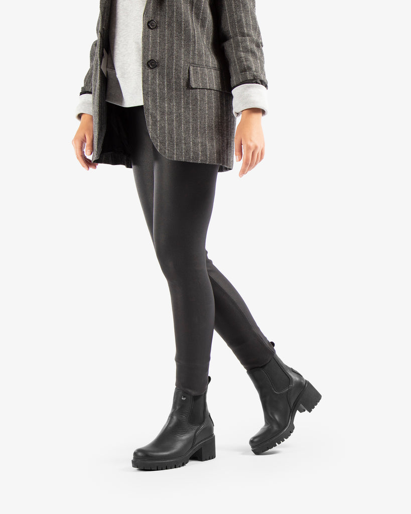 Pia botines de piel con forro interior de piel. negro